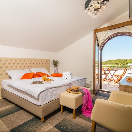 Hotel Villa Vrsar Luaran gambar