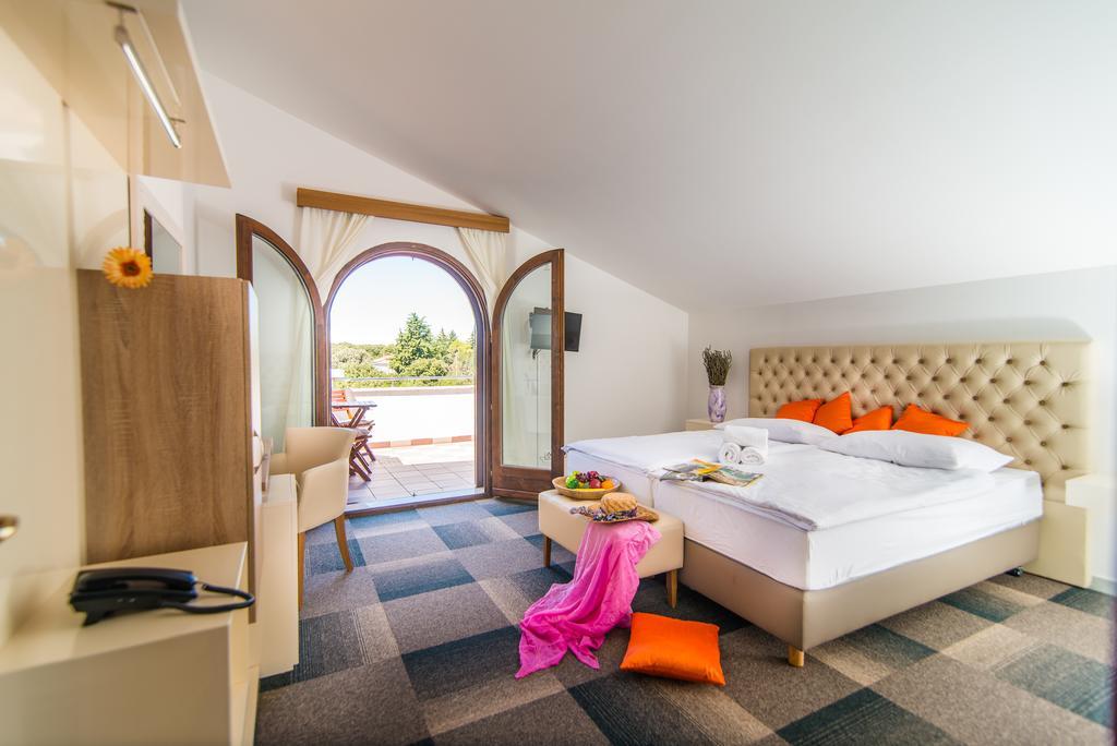 Hotel Villa Vrsar Luaran gambar