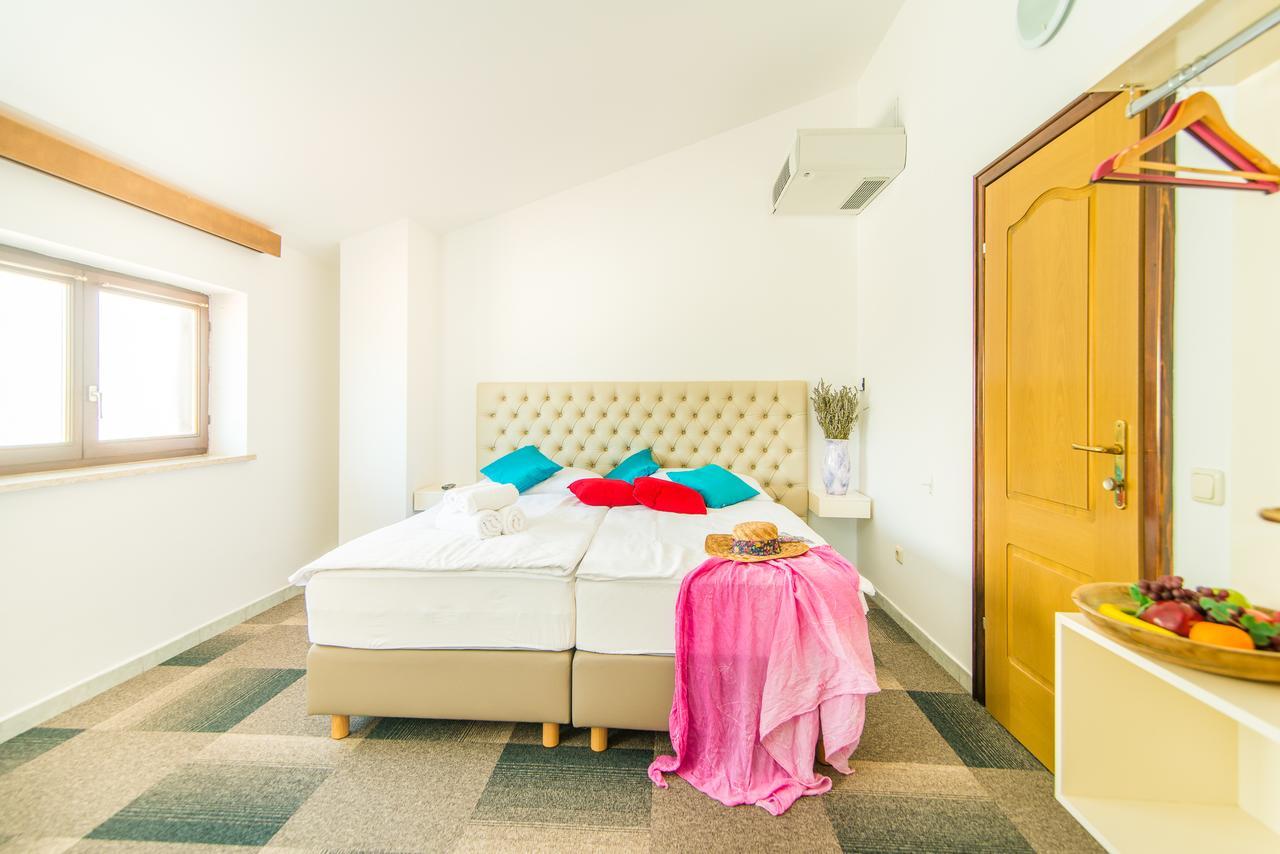 Hotel Villa Vrsar Luaran gambar